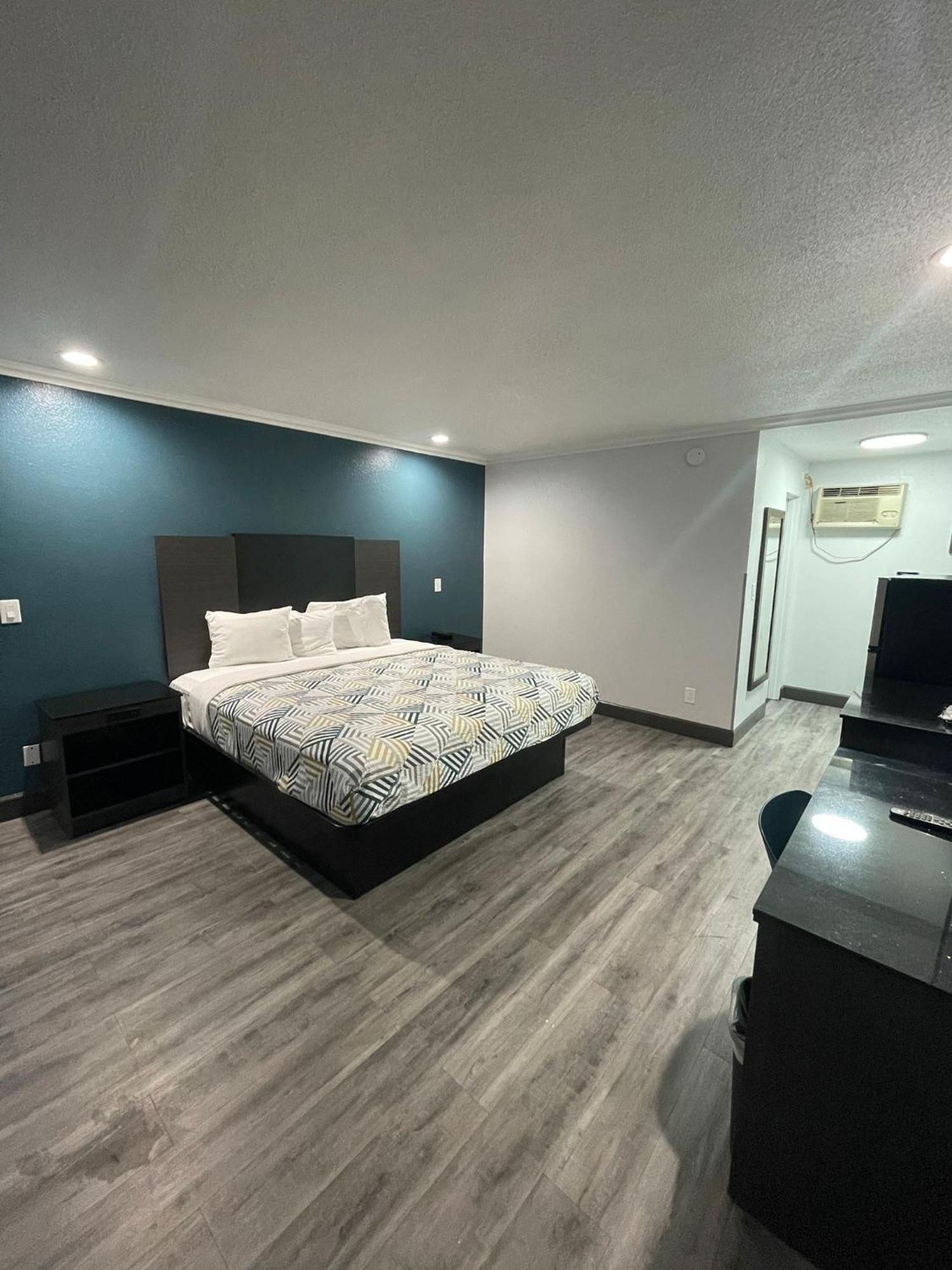 Studio 6 Suites San Bernardino, Ca Exterior photo