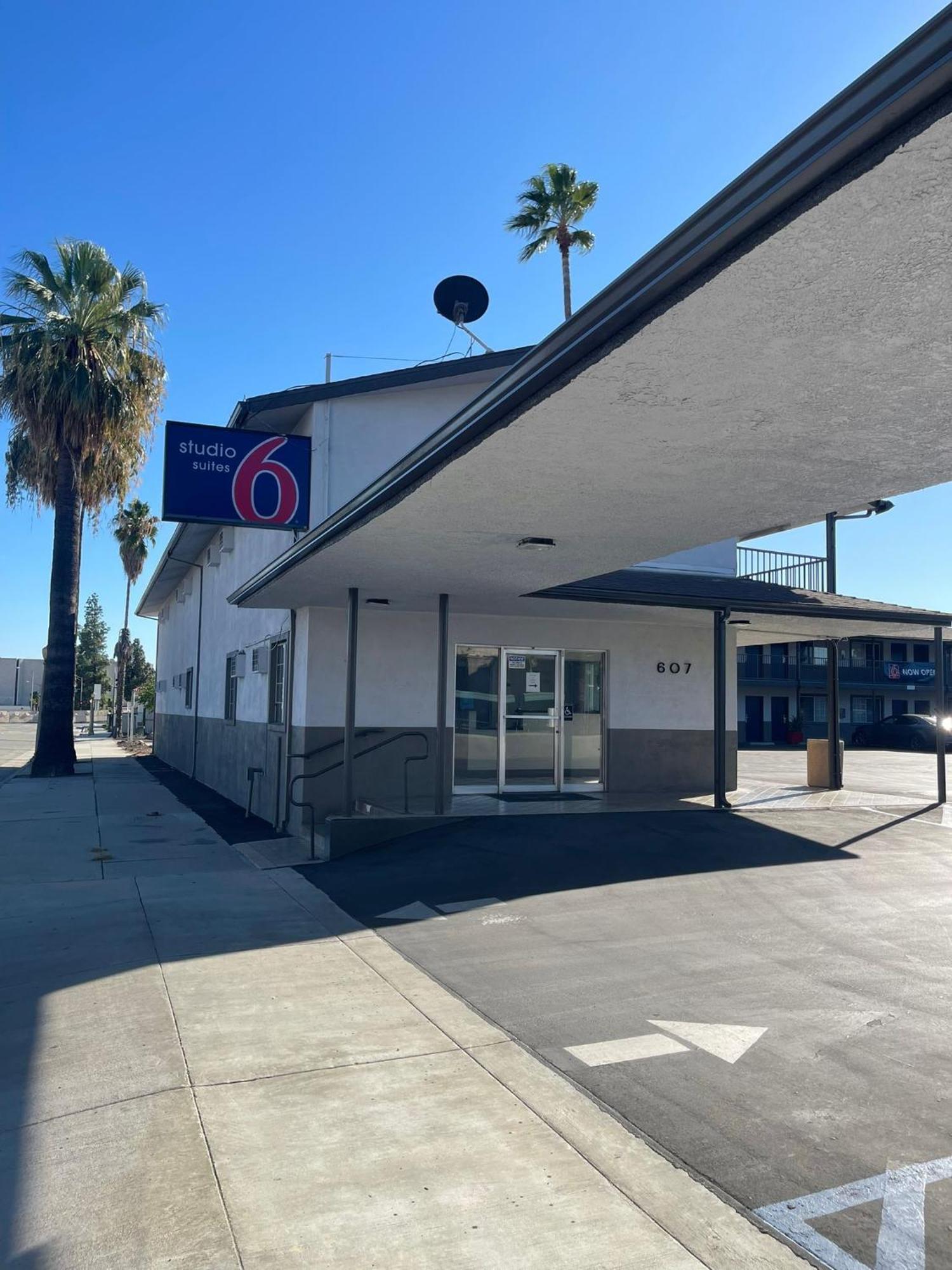 Studio 6 Suites San Bernardino, Ca Exterior photo