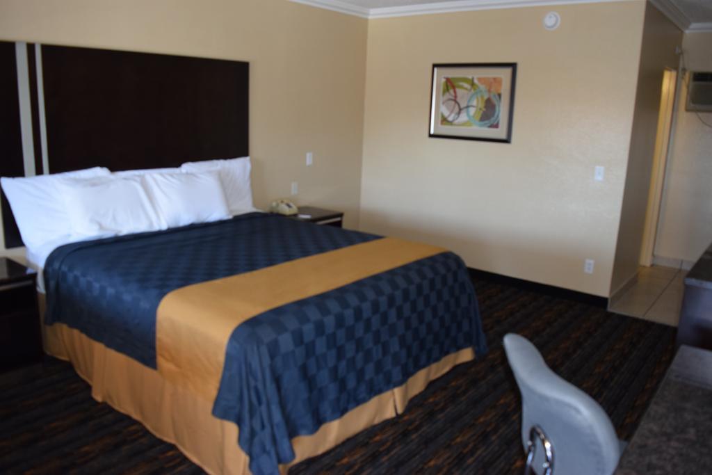 Studio 6 Suites San Bernardino, Ca Exterior photo
