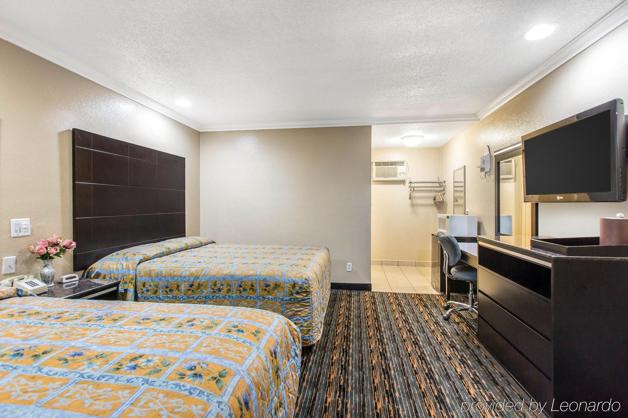 Studio 6 Suites San Bernardino, Ca Exterior photo