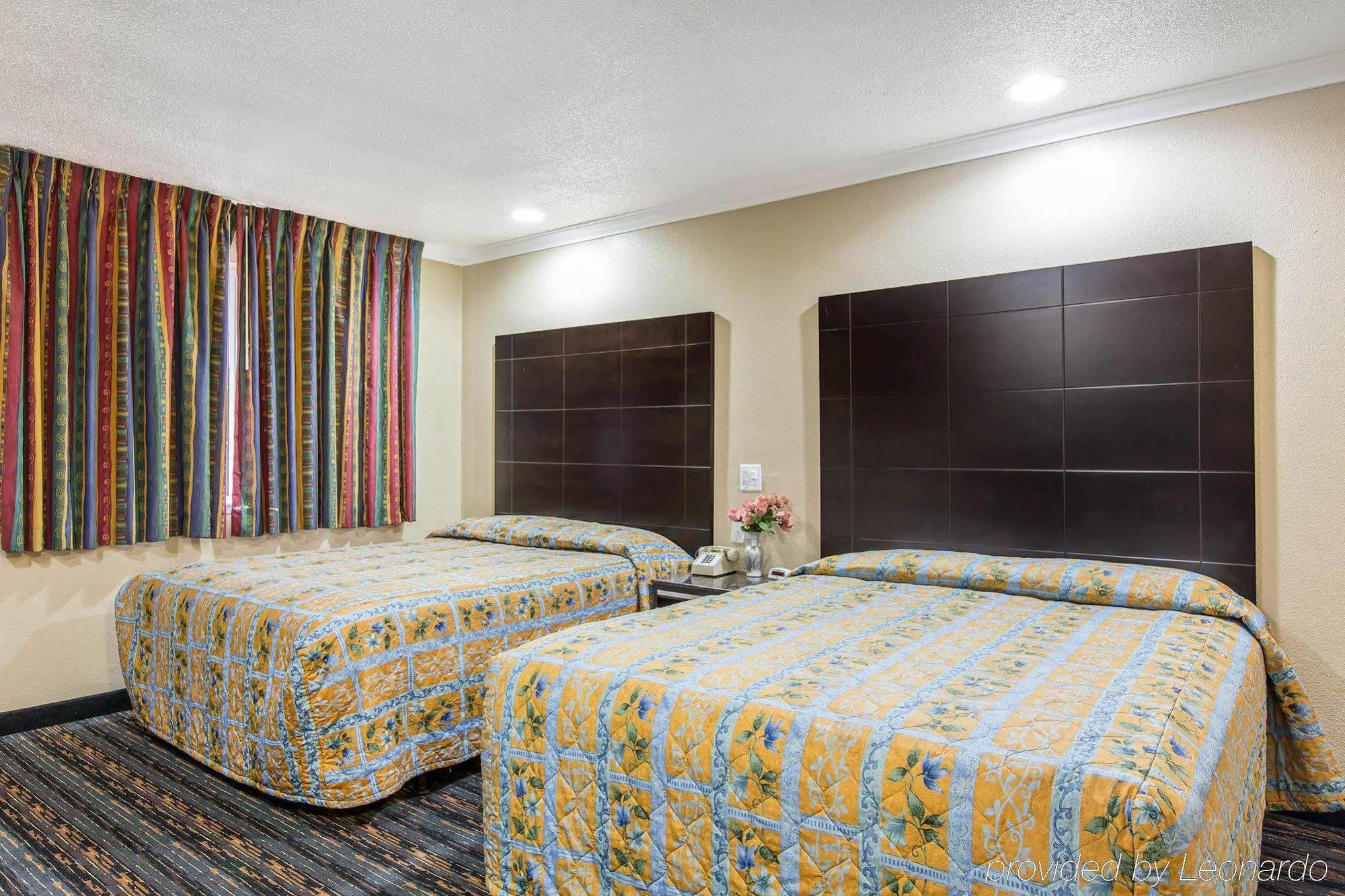 Studio 6 Suites San Bernardino, Ca Exterior photo
